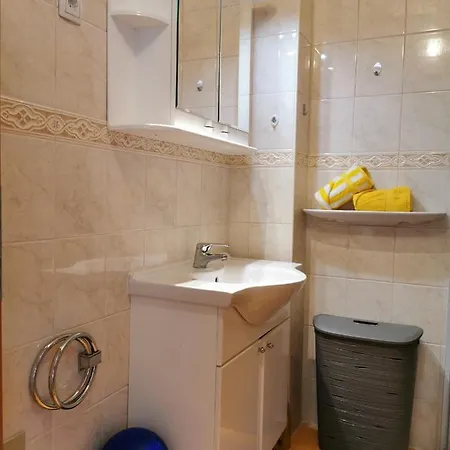 Daire Apartment Emilia Rovinj